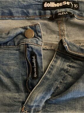 Dollhouse light blue Alexa denim jeans